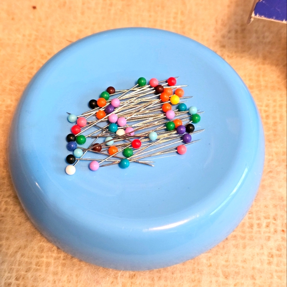 Grab-It Magnetic Pin Holder